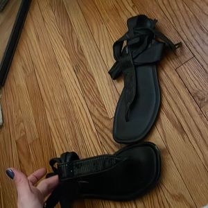 Stewpot black sandal with sparkles. Excellent condition.